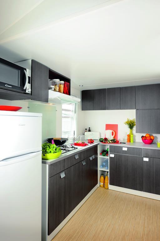 Camping Le Rey Louvie Juzon Room photo